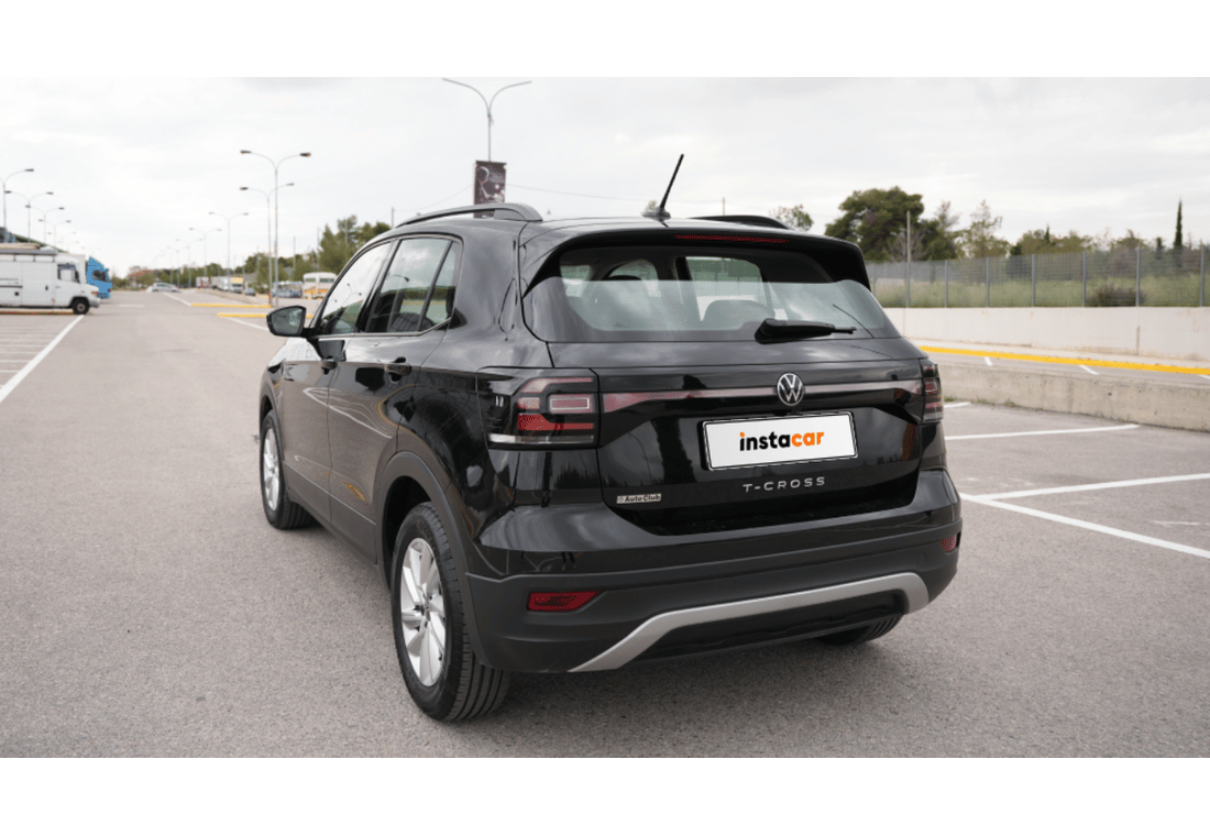 VOLKSWAGEN T-CROSS LIFE