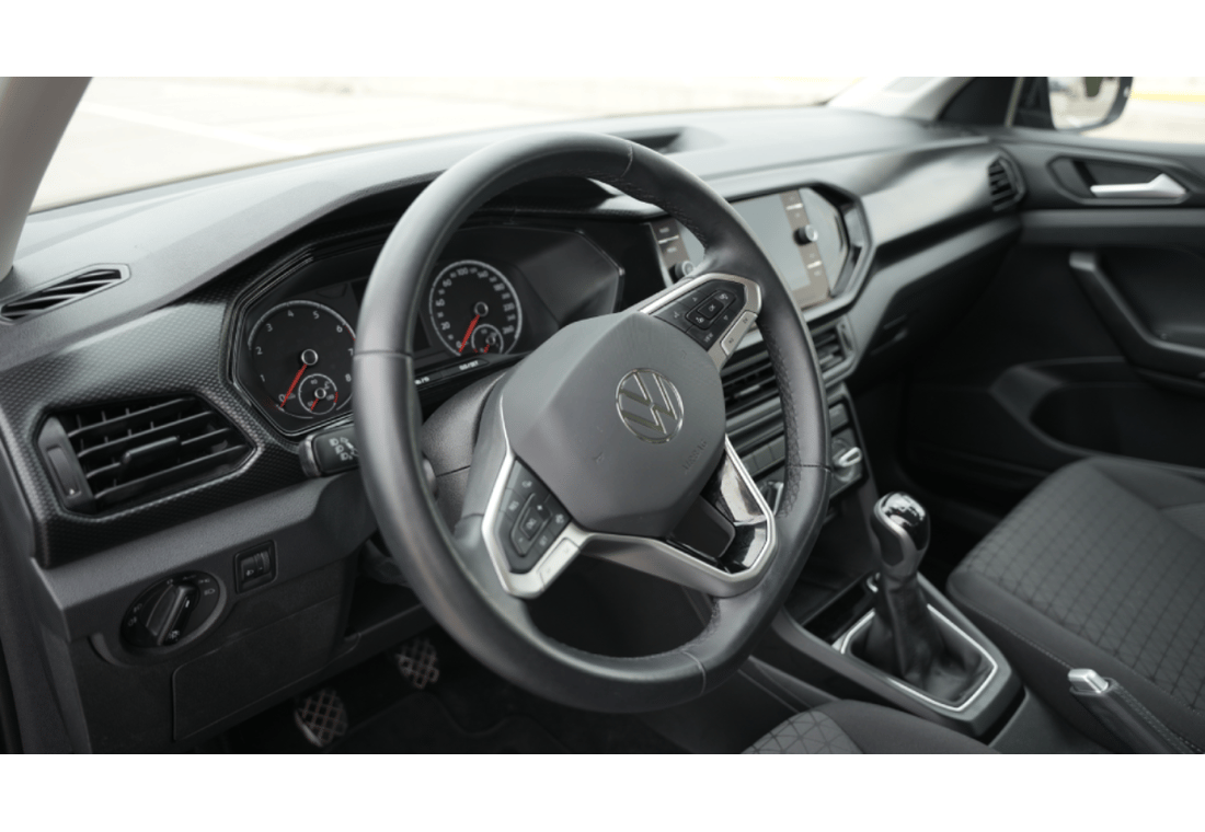 VOLKSWAGEN T-CROSS LIFE