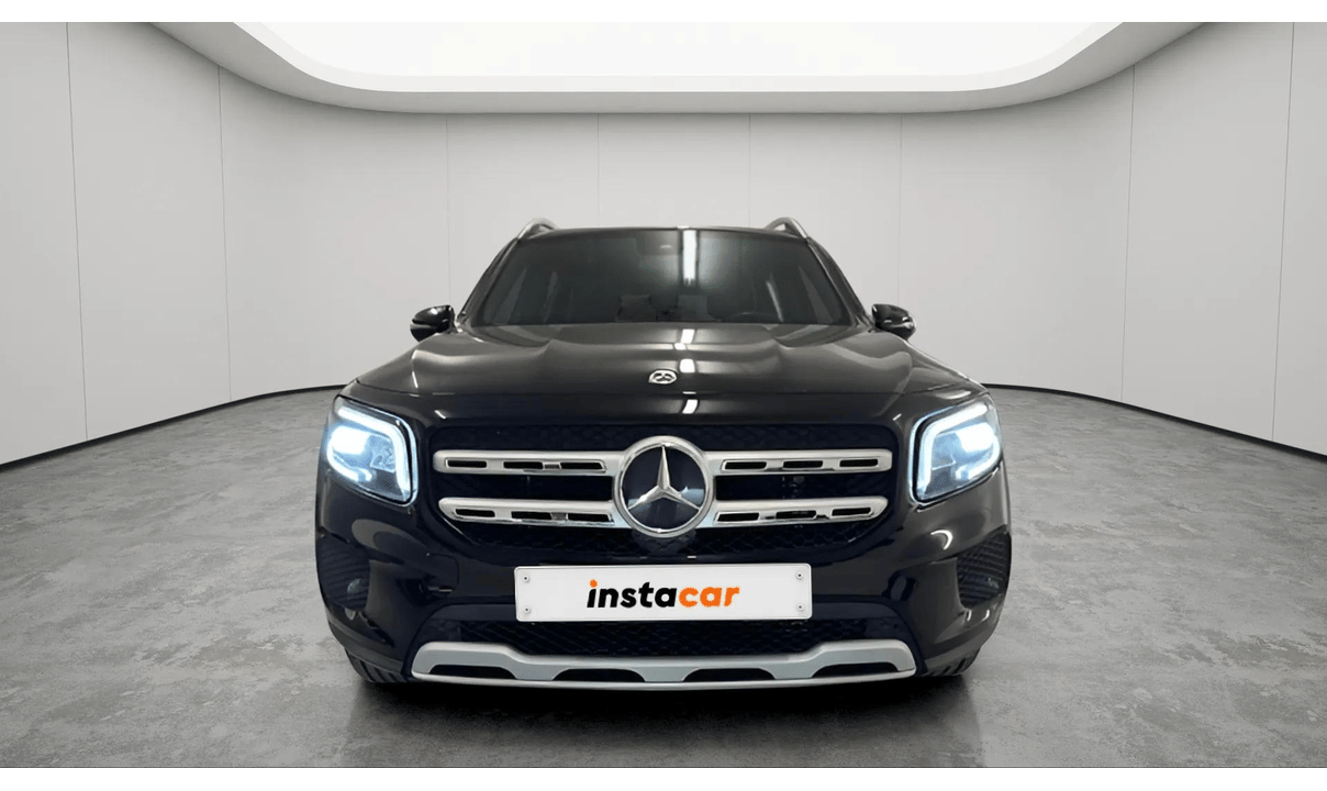 Mercedes GLB 200 BASIC AUTO