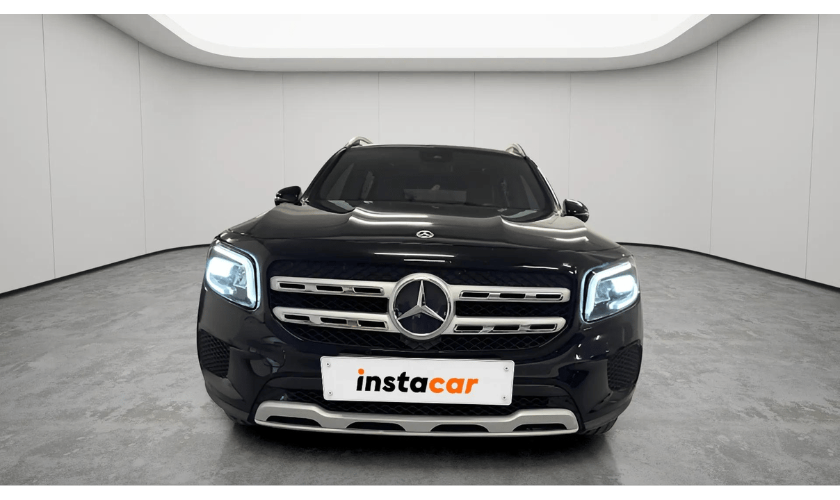 Mercedes GLB 200 BASIC AUTO