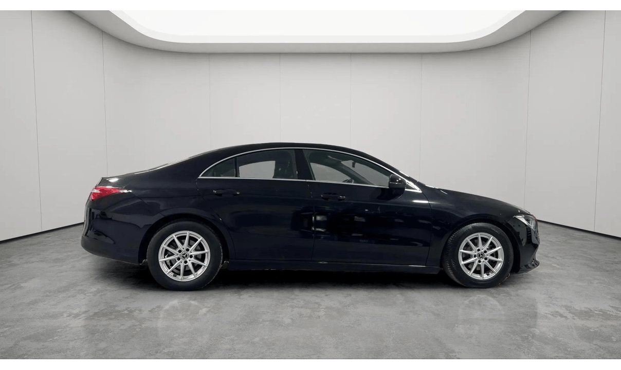 Mercedes CLA 180 COUPE