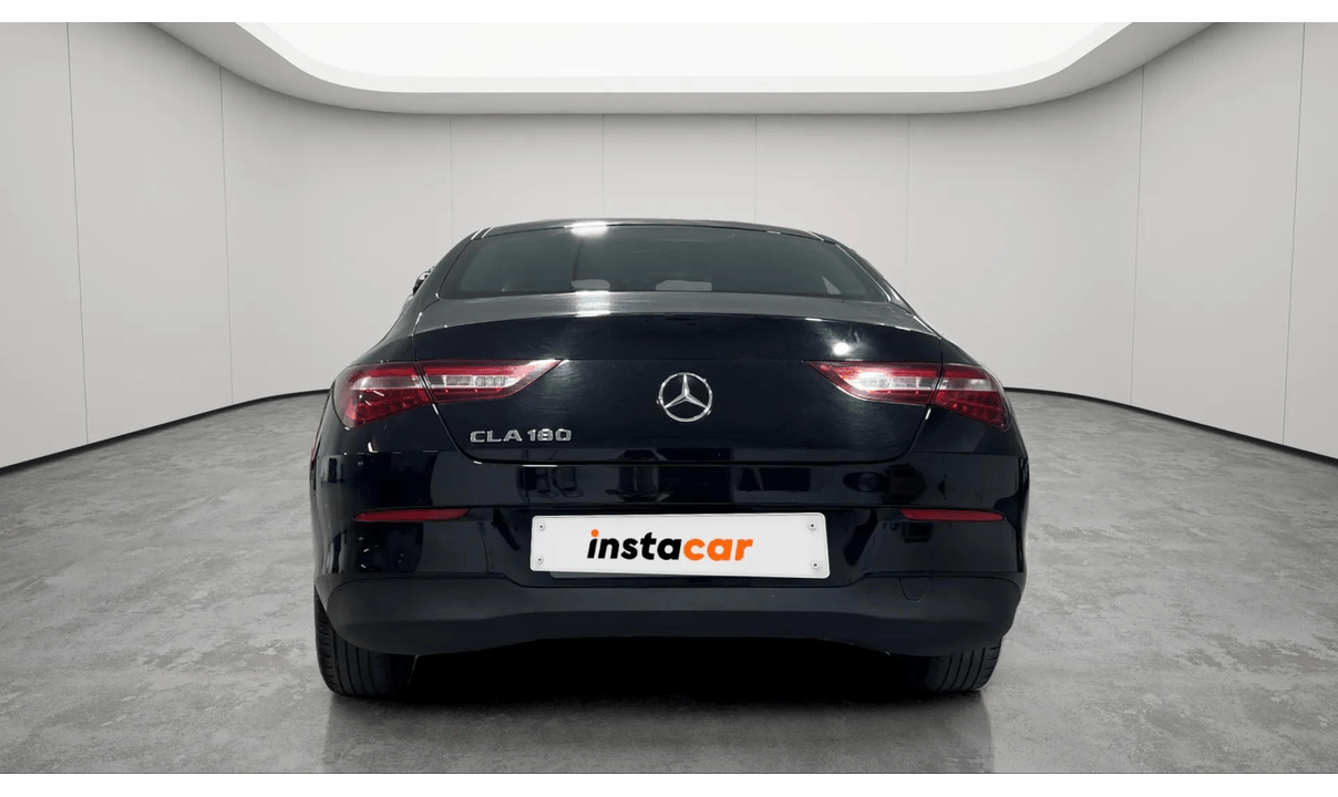 Mercedes CLA 180 COUPE