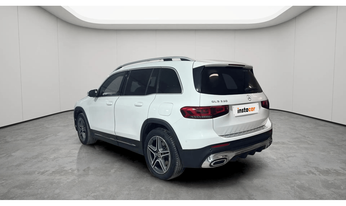 Mercedes GLB 250 AMG LINE