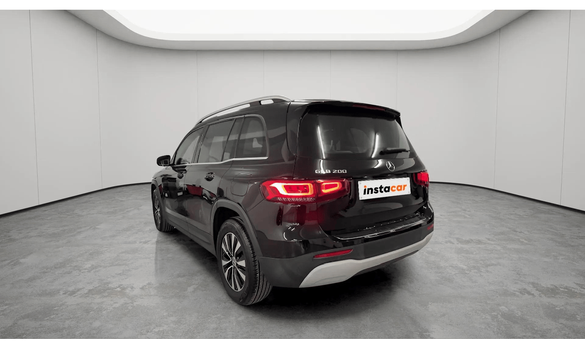 Mercedes GLB 200 BASIC AUTO