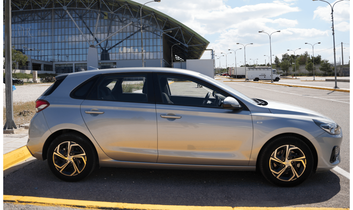 HYUNDAI i30 PREMIUM