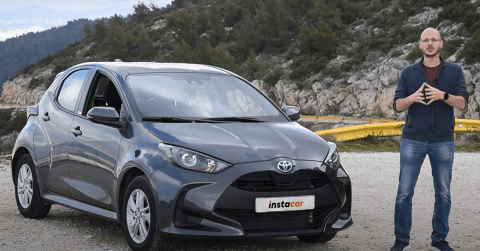 yaris hybrid review 2022